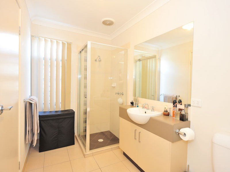 21 Parkview Drive, Springfield Lakes QLD 4300
