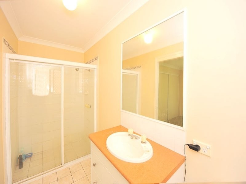 36 Berkshire Place, Springfield Lakes QLD 4300