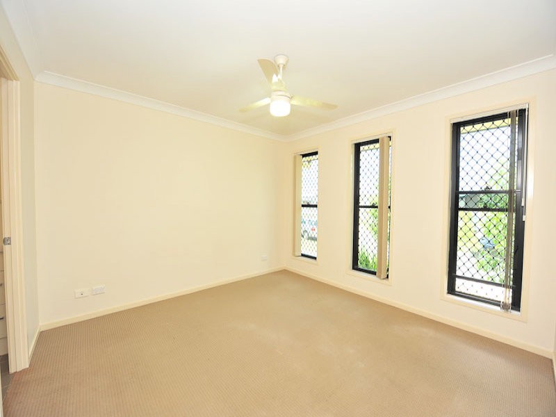 42 Carnarvon Ave, Springfield Lakes QLD 4300