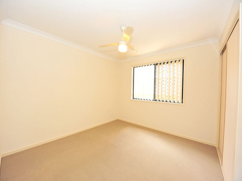 42 Carnarvon Ave, Springfield Lakes QLD 4300