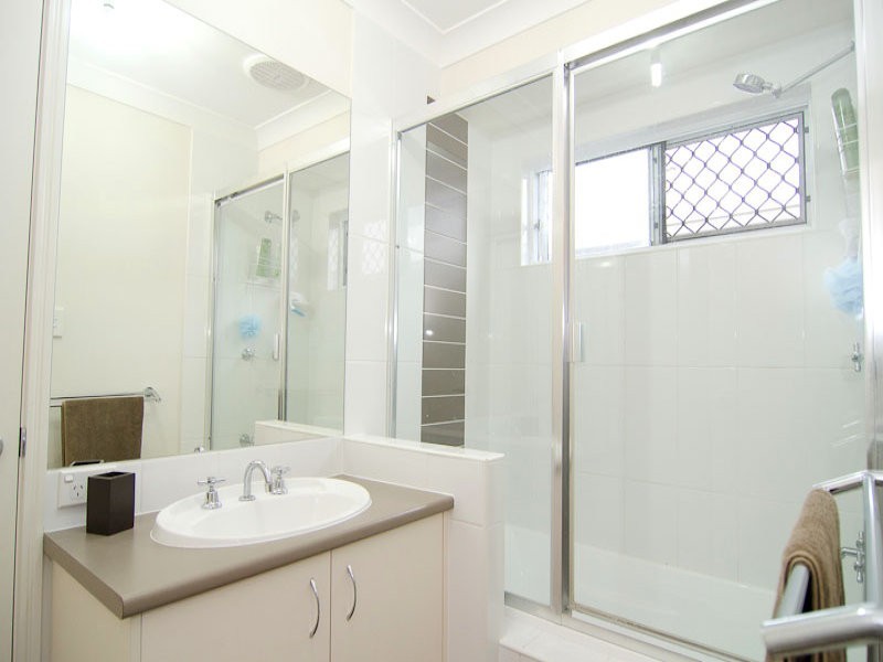 3 Zenith Way, Springfield Lakes QLD 4300