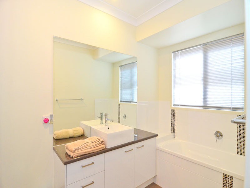 55 Summit Drive, Springfield Lakes QLD 4300