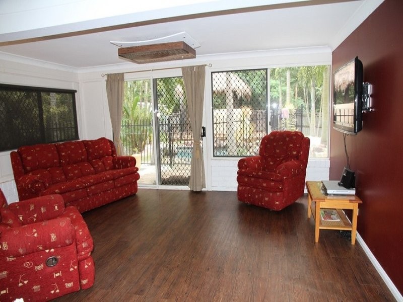 6 Stanley Court, Camira QLD 4300