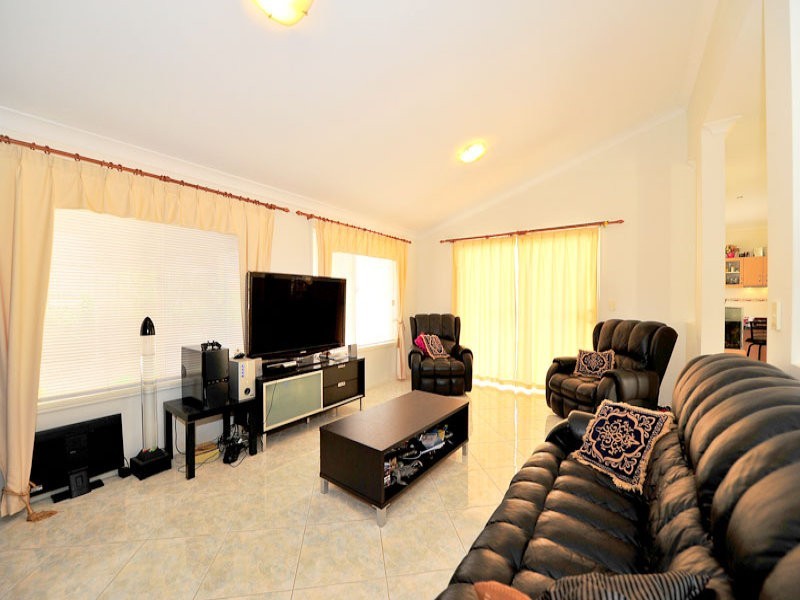 19 Amadeus Circuit, Springfield Lakes QLD 4300