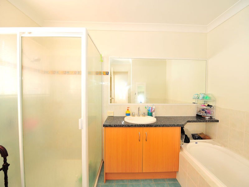 19 Amadeus Circuit, Springfield Lakes QLD 4300