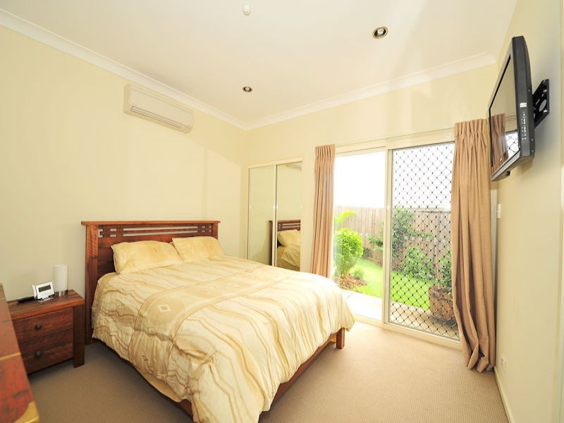 6 Rocky Cape Street, Springfield Lakes QLD 4300