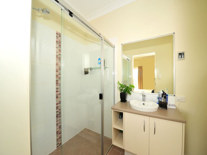 6 Rocky Cape Street, Springfield Lakes QLD 4300
