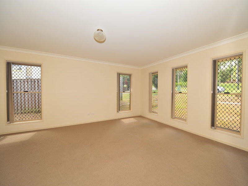 15 Mahogany Rise, Brookwater QLD 4300