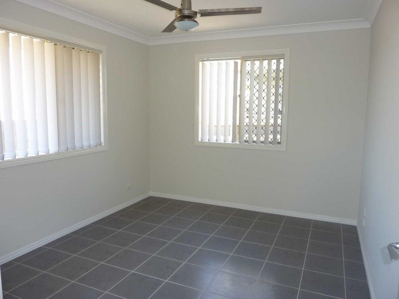 24 Esperance Crescent, Springfield Lakes QLD 4300