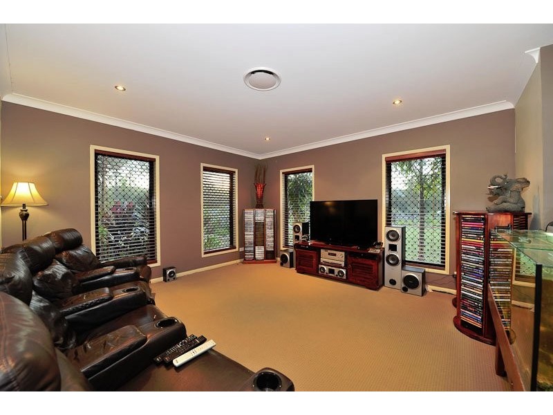 1 Cockatiel Court, Greenbank QLD 4124