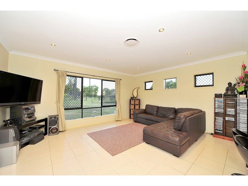 1 Cockatiel Court, Greenbank QLD 4124