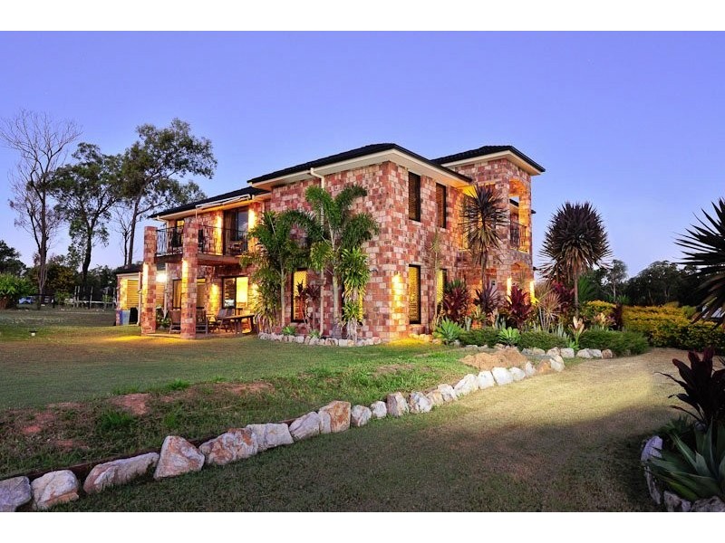 1 Cockatiel Court, Greenbank QLD 4124