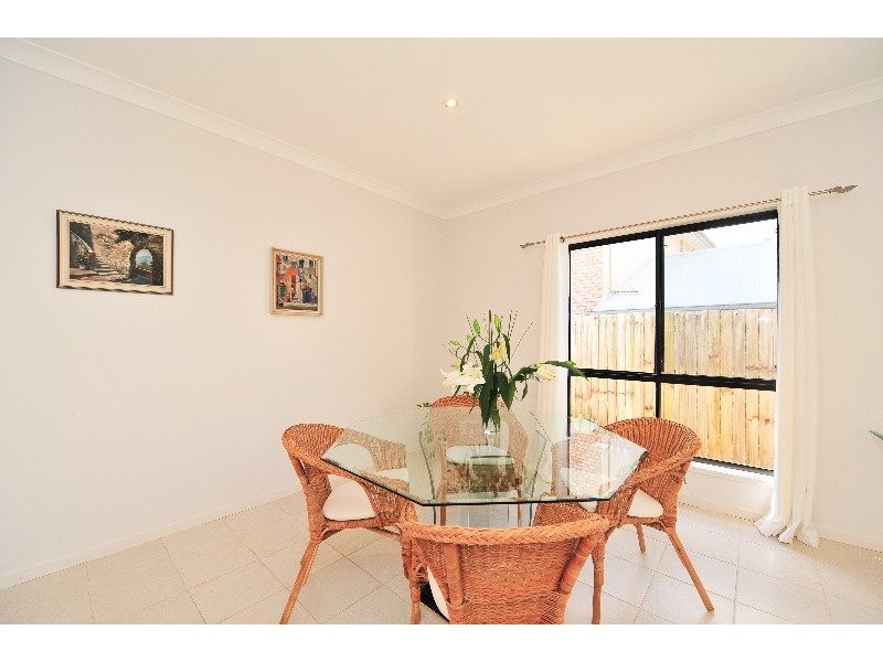 132 Lakeside Avenue, Springfield Lakes QLD 4300