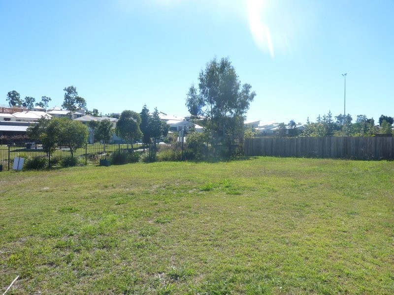 25 Cascades Street, Springfield Lakes QLD 4300