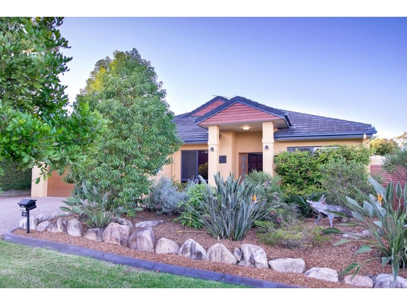 18 Venison Crescent, Springfield Lakes QLD 4300
