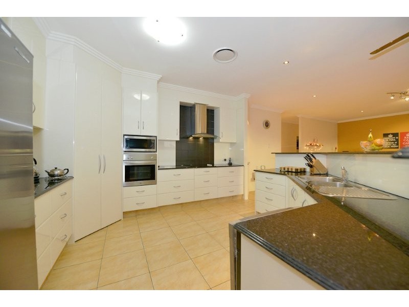 18 Venison Crescent, Springfield Lakes QLD 4300