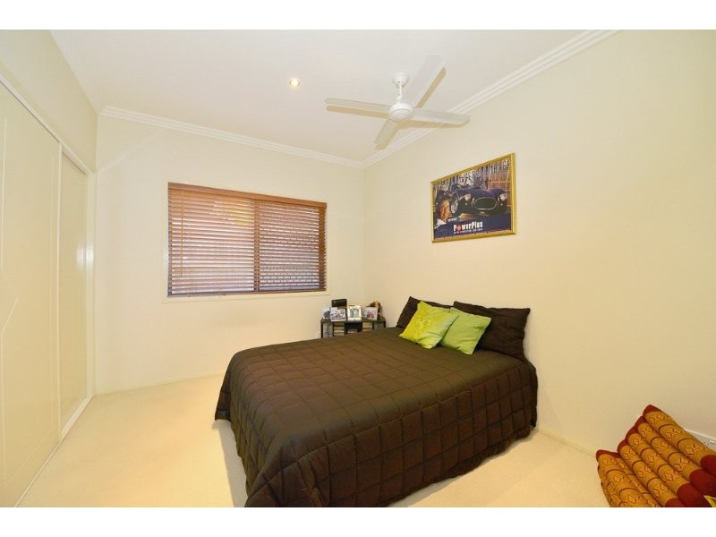 18 Venison Crescent, Springfield Lakes QLD 4300