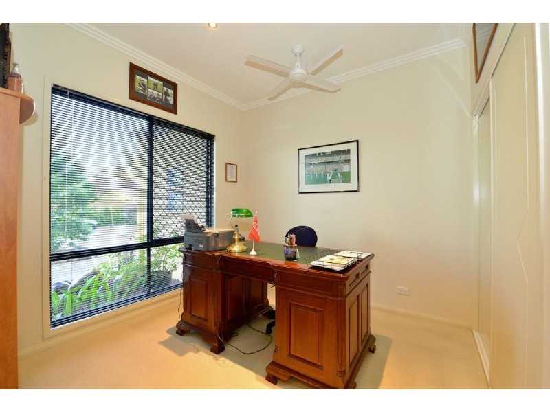 18 Venison Crescent, Springfield Lakes QLD 4300