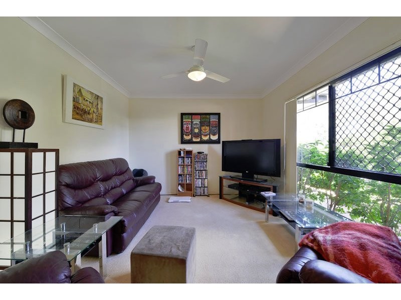 4 Burlington Terrace, Springfield Lakes QLD 4300