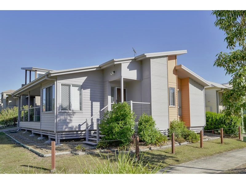 12 Periwinkle Lane, Springfield Lakes QLD 4300