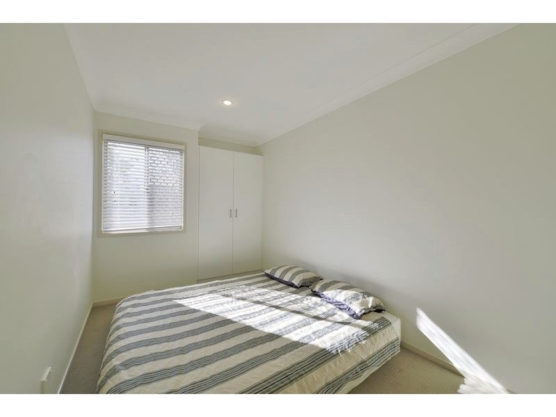 12 Periwinkle Lane, Springfield Lakes QLD 4300