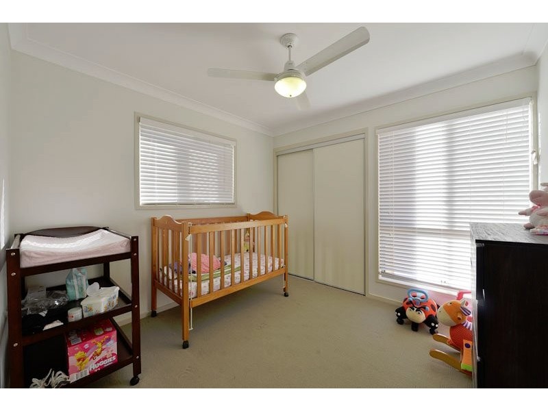 12 Periwinkle Lane, Springfield Lakes QLD 4300