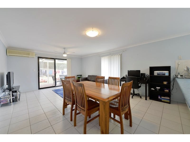 6 Speckled Circuit, Springfield Lakes QLD 4300