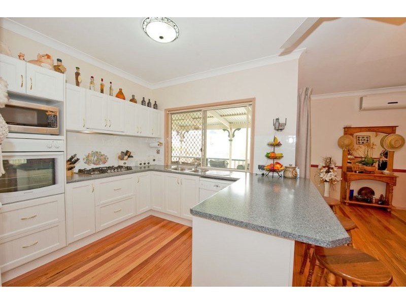 11 Apollo Place, Springfield Lakes QLD 4300