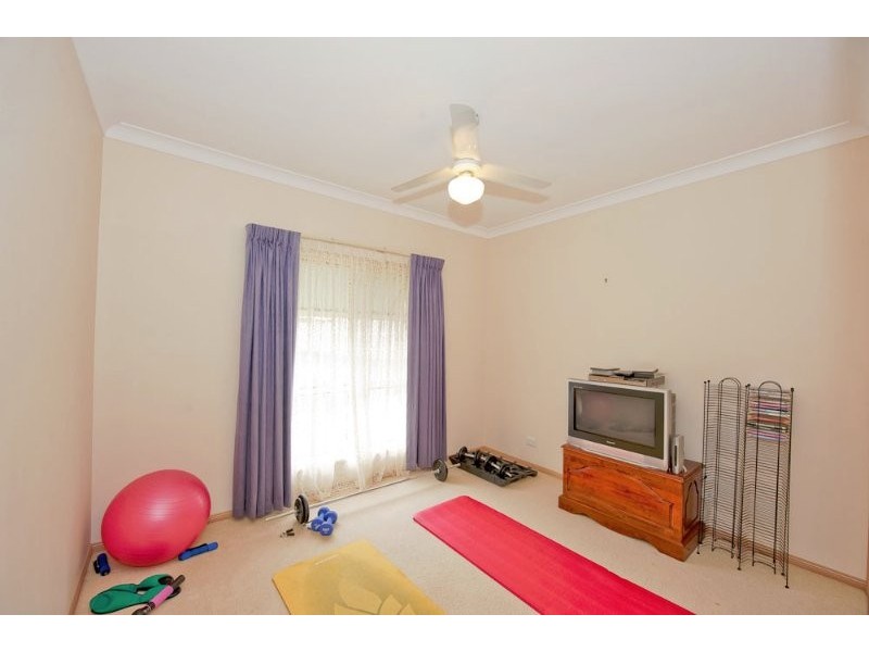 11 Apollo Place, Springfield Lakes QLD 4300