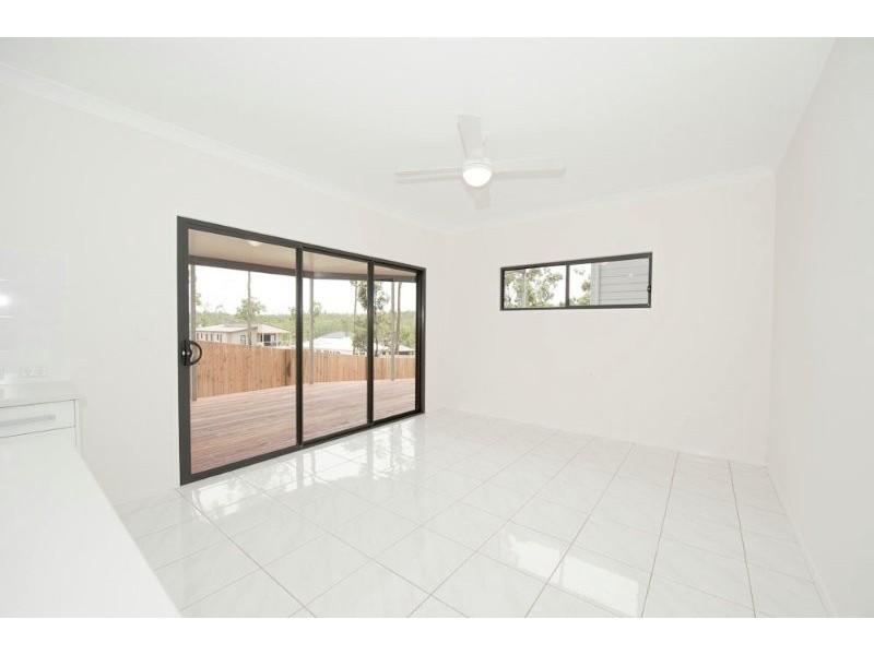 6 Cascades Street, Springfield Lakes QLD 4300