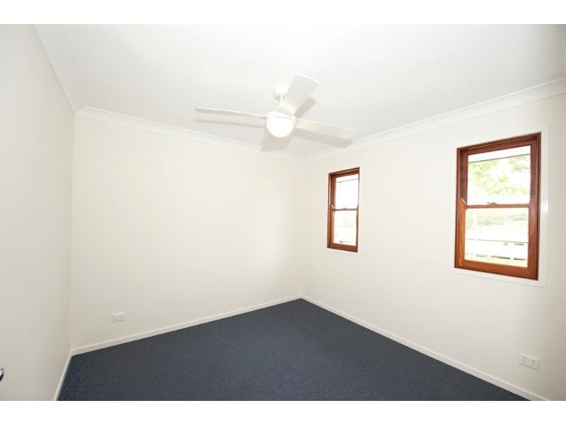 6 Cascades Street, Springfield Lakes QLD 4300