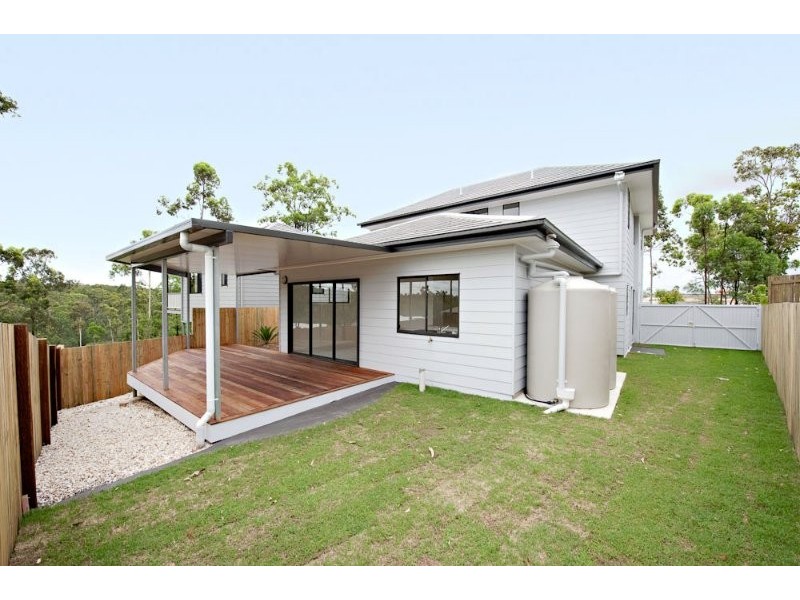 6 Cascades Street, Springfield Lakes QLD 4300