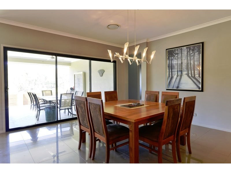 64 Lakes Entrance Drive, Springfield Lakes QLD 4300
