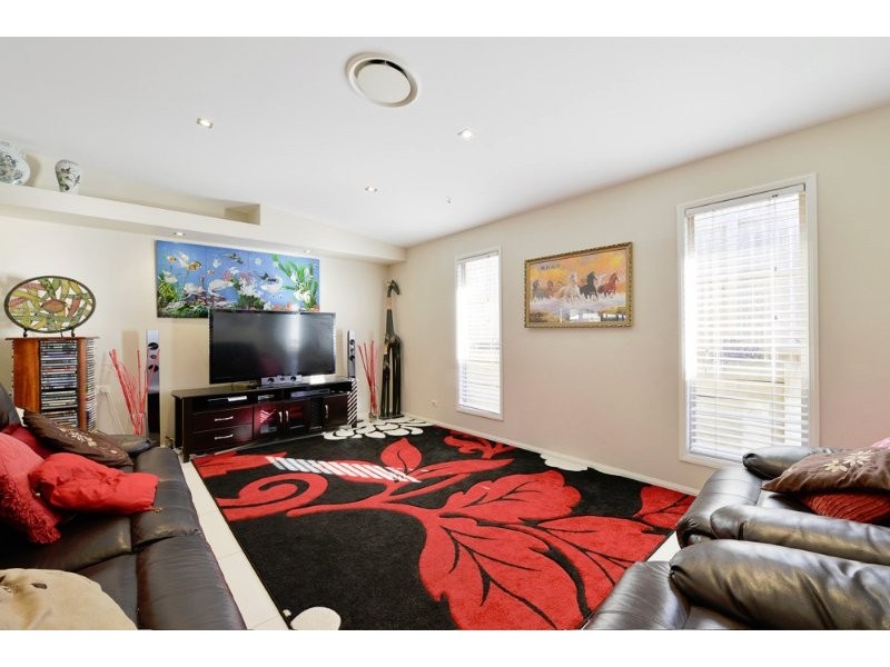 72 Admiral Crescent, Springfield Lakes QLD 4300