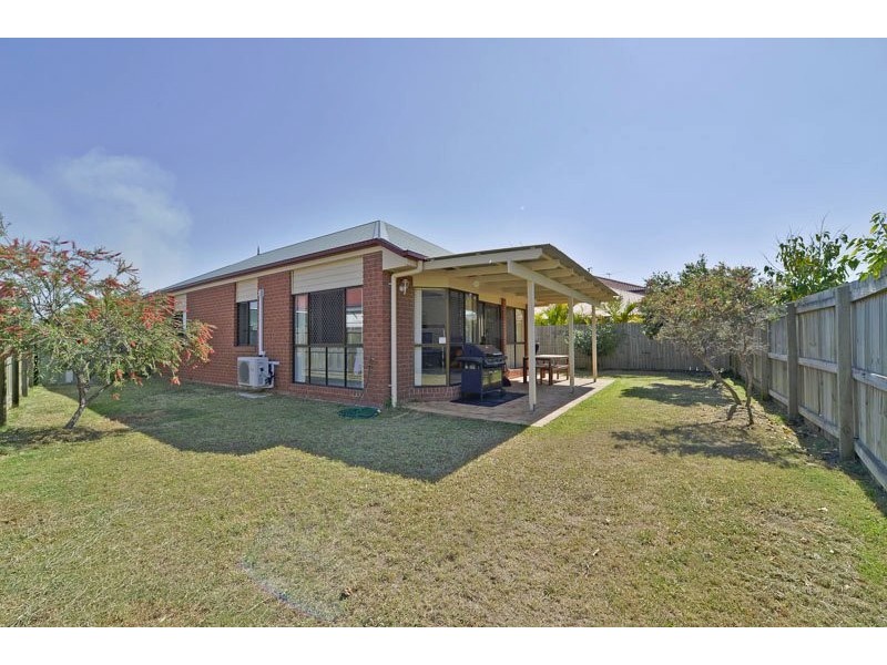 9 Flora Link, Springfield Lakes QLD 4300