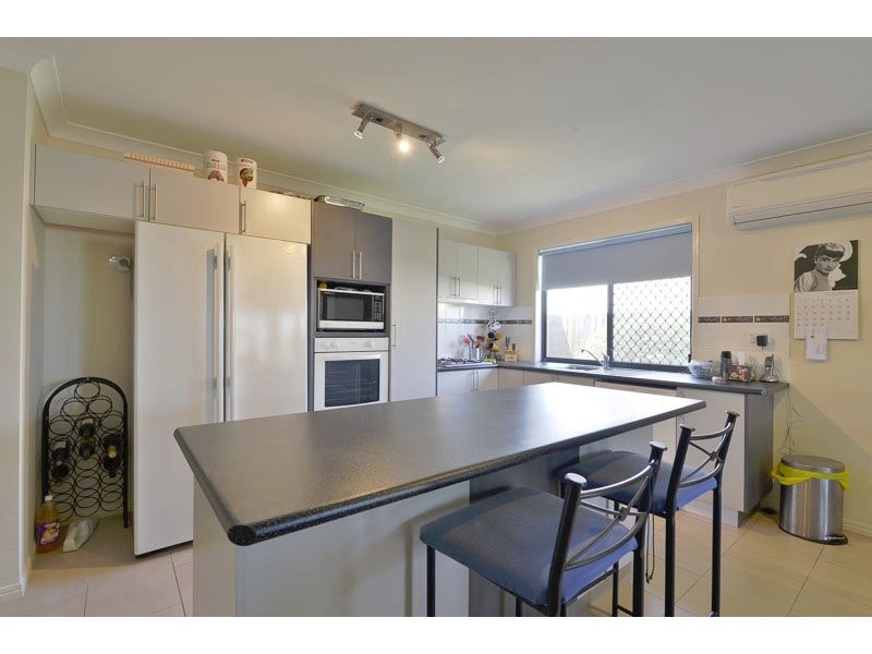 16 Riverside Crescent, Springfield Lakes QLD 4300