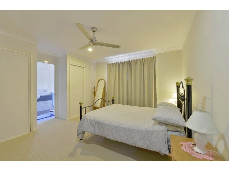 16 Riverside Crescent, Springfield Lakes QLD 4300