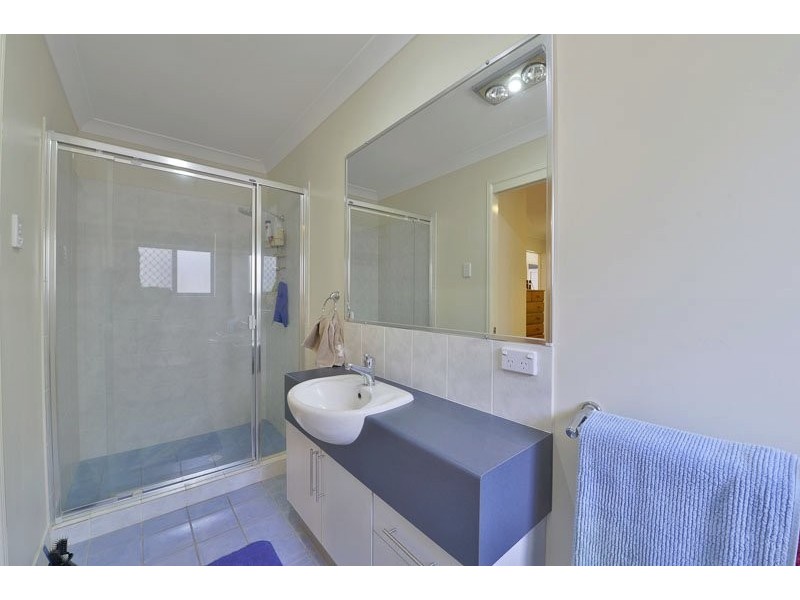 16 Riverside Crescent, Springfield Lakes QLD 4300