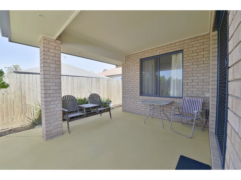 16 Riverside Crescent, Springfield Lakes QLD 4300