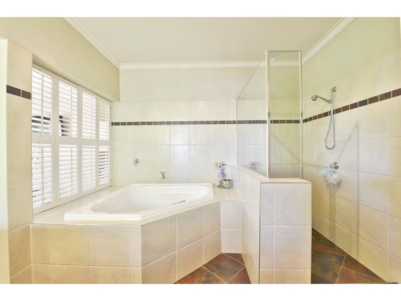 85 Honeyeater Drive, Greenbank QLD 4124