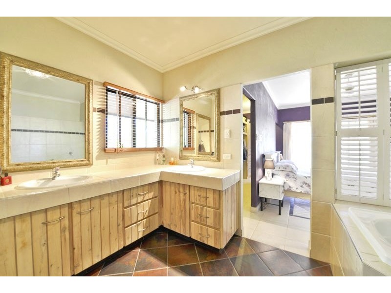 85 Honeyeater Drive, Greenbank QLD 4124