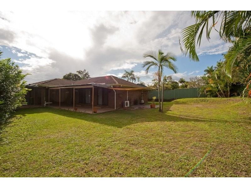 15 Garden Road, Camira QLD 4300