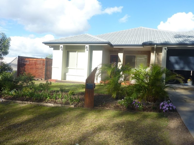 26 Burns Circuit, Augustine Heights QLD 4300