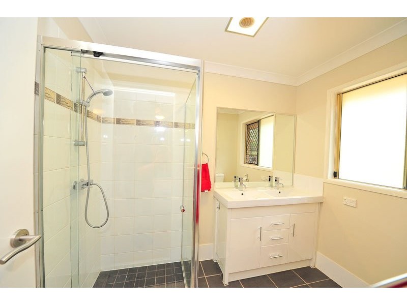 10 Waugh Court, New Beith QLD 4124