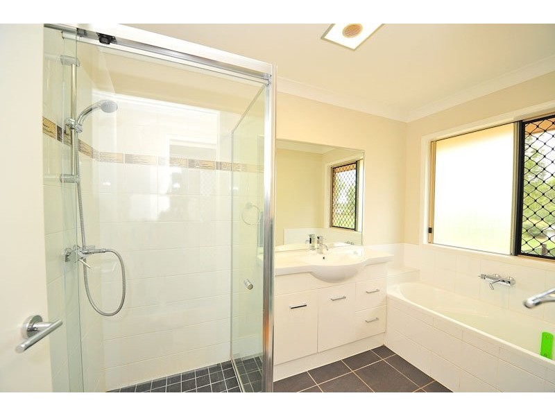 10 Waugh Court, New Beith QLD 4124