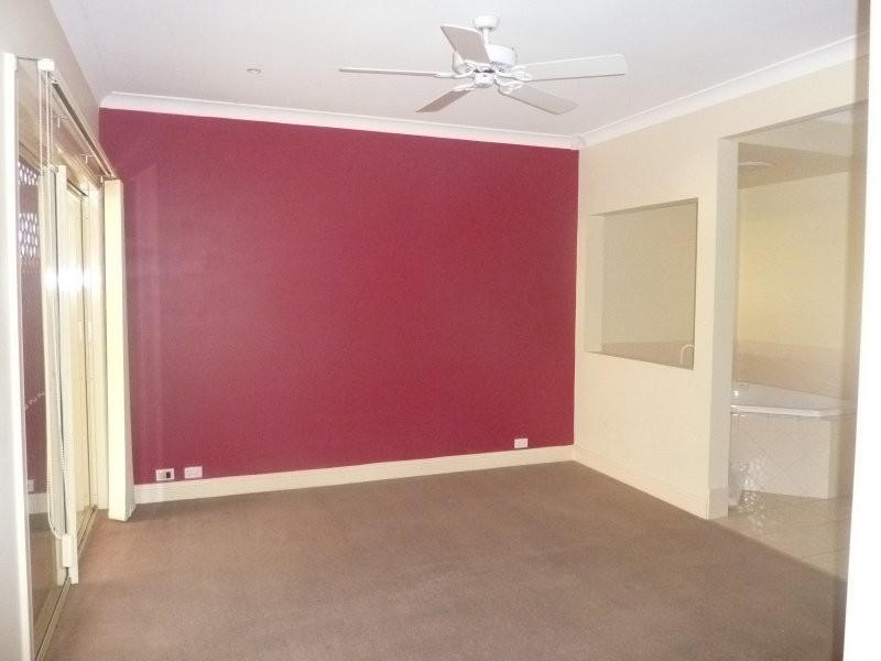 19 Montello Circuit, Springfield Lakes QLD 4300