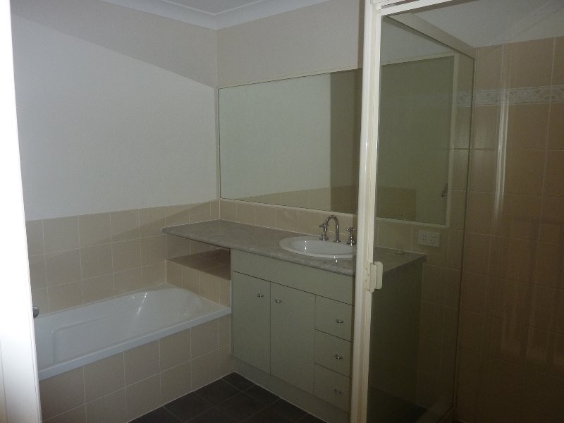 24 Vistula Circuit, Springfield QLD 4300
