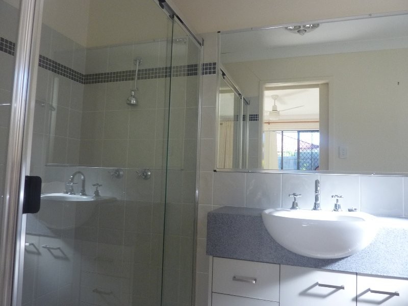 100 James Josey Avenue, Springfield Lakes QLD 4300