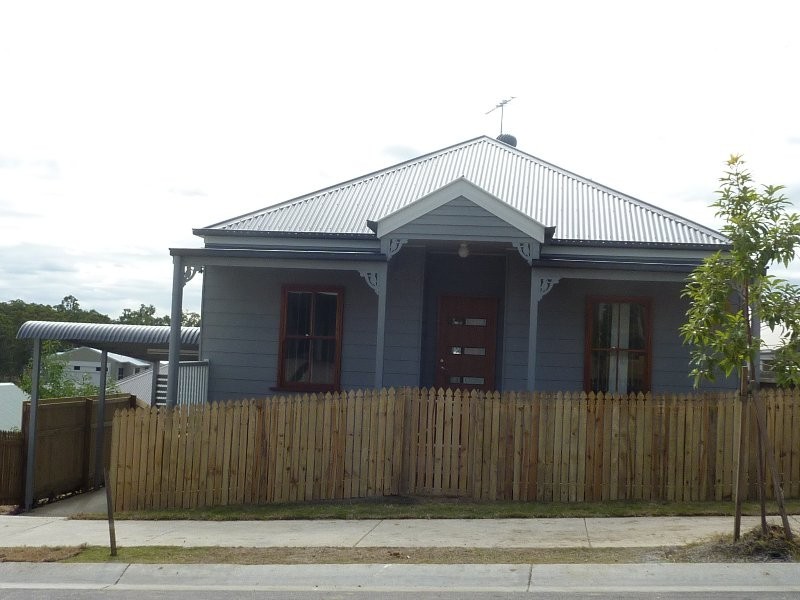 12 Yellowstone Way, Springfield Lakes QLD 4300