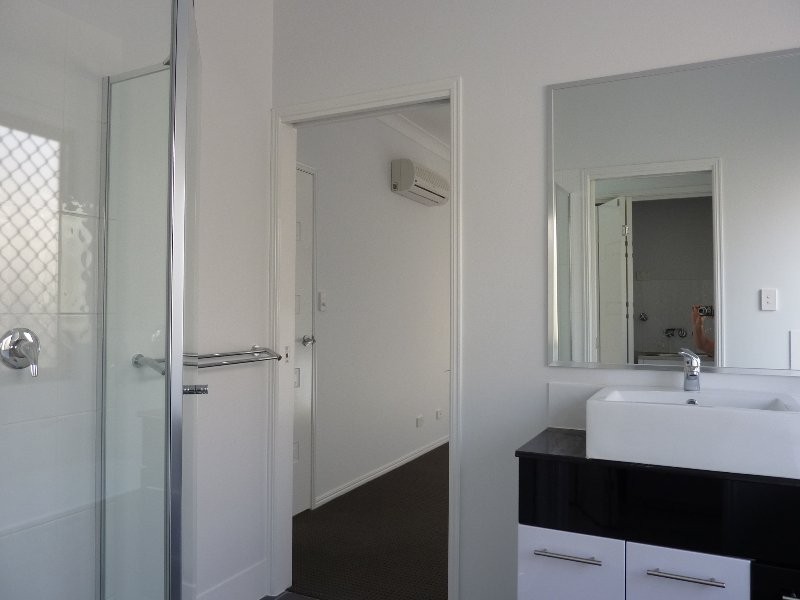 12 Yellowstone Way, Springfield Lakes QLD 4300